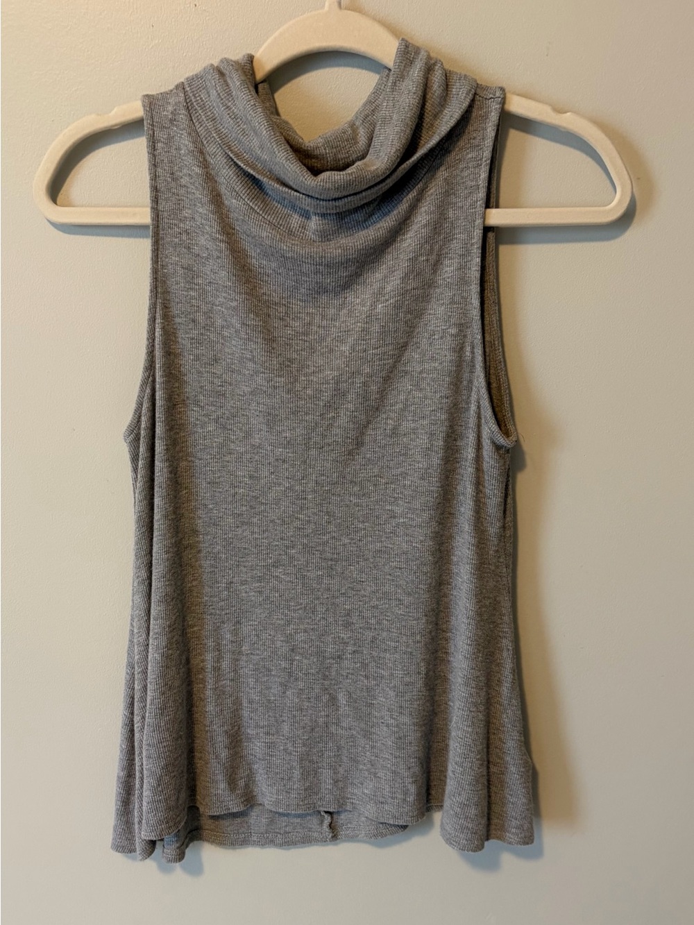BB Dakota Sleeveless Gray Cowl Neck Tank